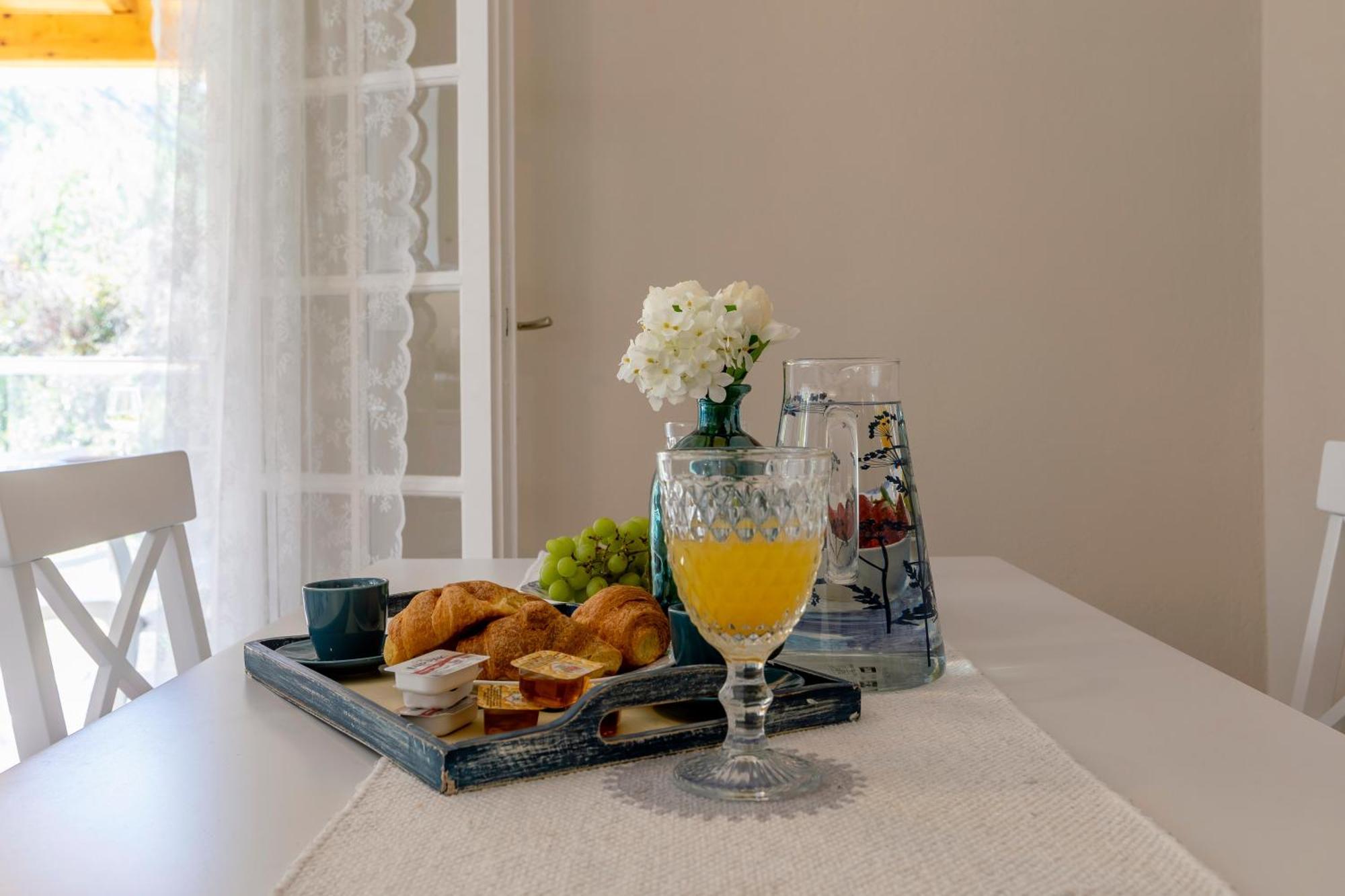 Alisachni Apartments Απραός Δωμάτιο φωτογραφία